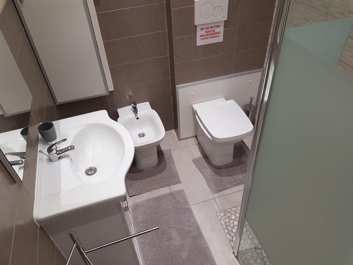 Casa Luciana Appartement Savona Buitenkant foto